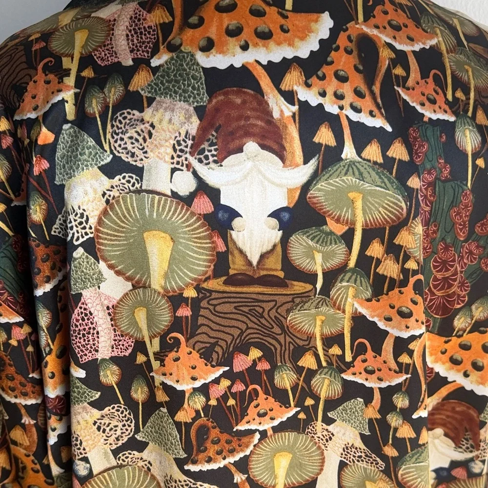 EARTHBOUND Trading Co. Mushroom & Gnome Button Up Shirt L - Picture 4 of 6